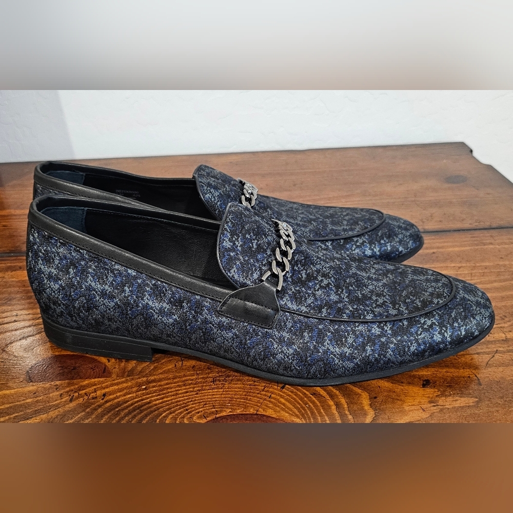 NWOB Black & Blue Sleek Men's Loafers/Shoes With Chain Formal or Business Sz 12M